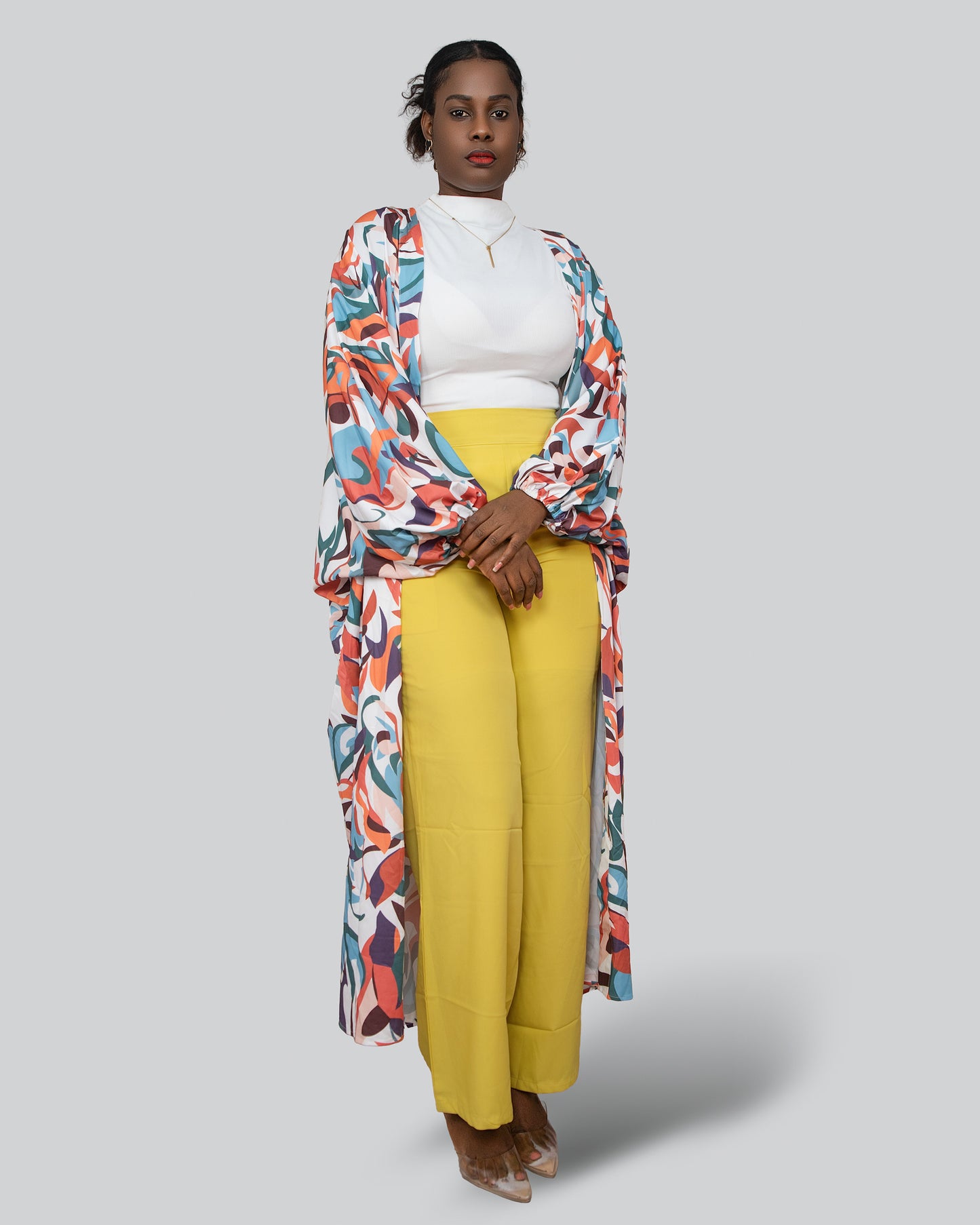 Fato de Pantalona Com Blusa Curta e Bata Estampada (TZ-2979)