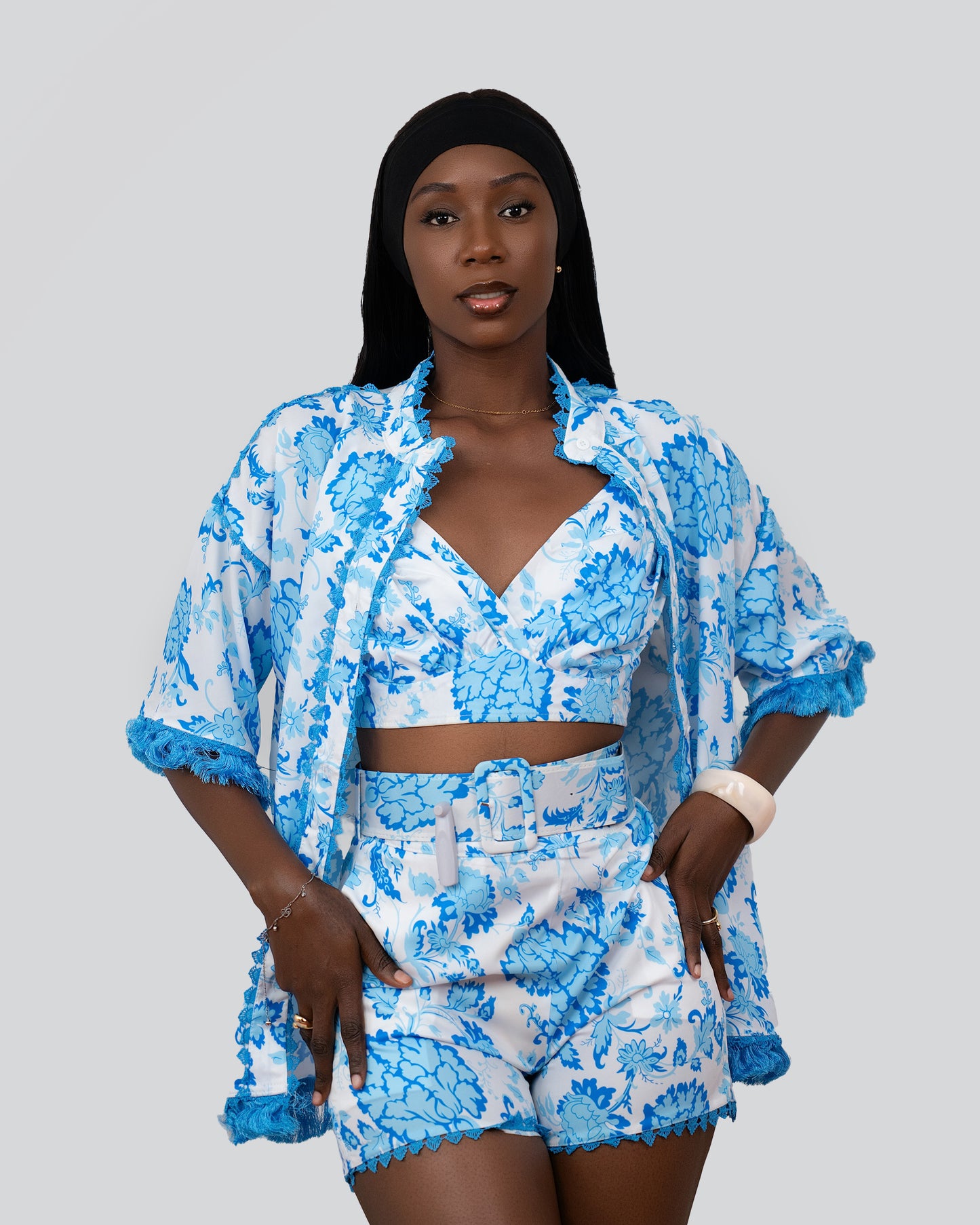 FATO DE CALÇÃO COM BLUSA E TOP ESTAMPADO (TZ-2593)