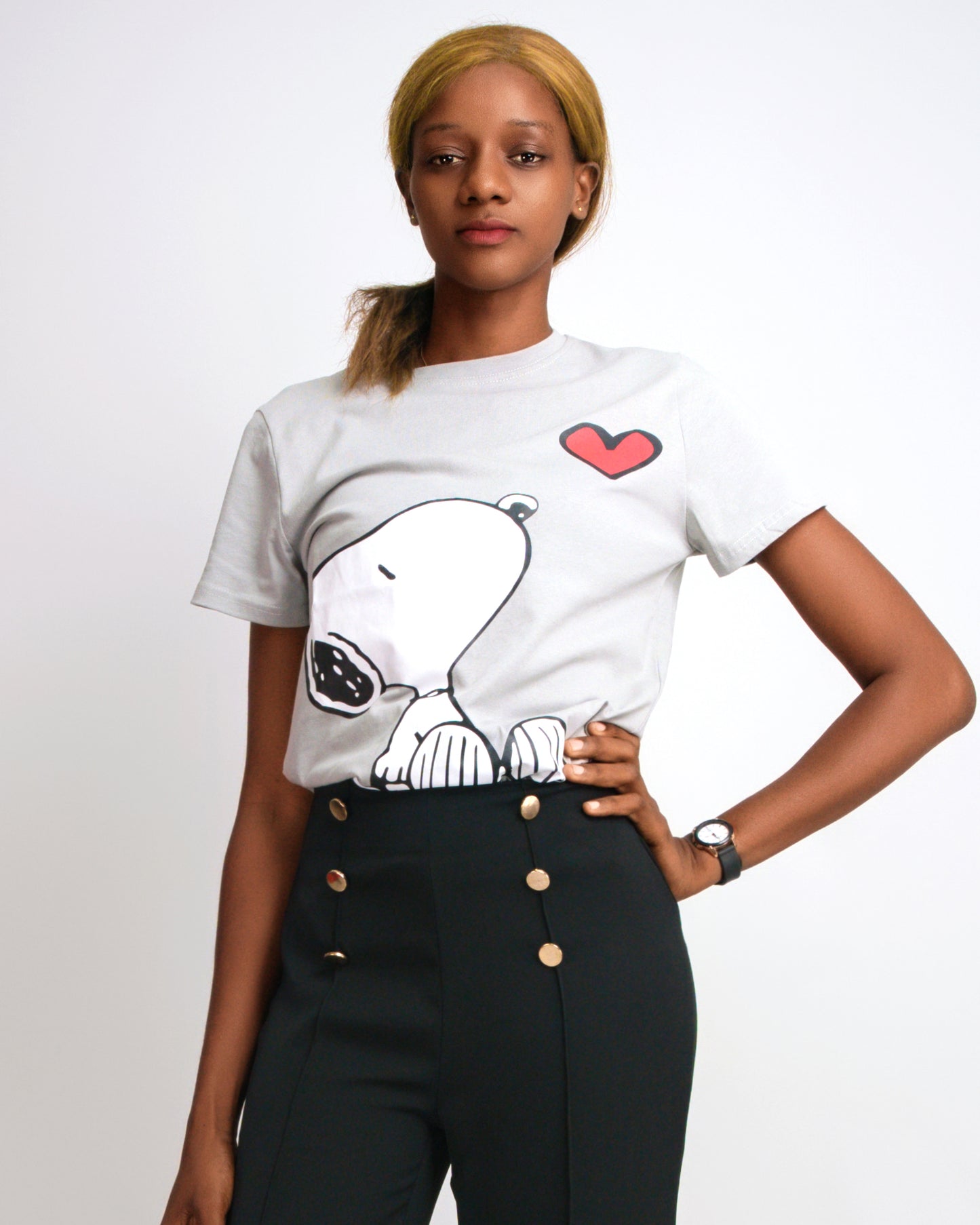 T-SHIRT FEMENINA COM  MODELO CORACAO   (KK35051)