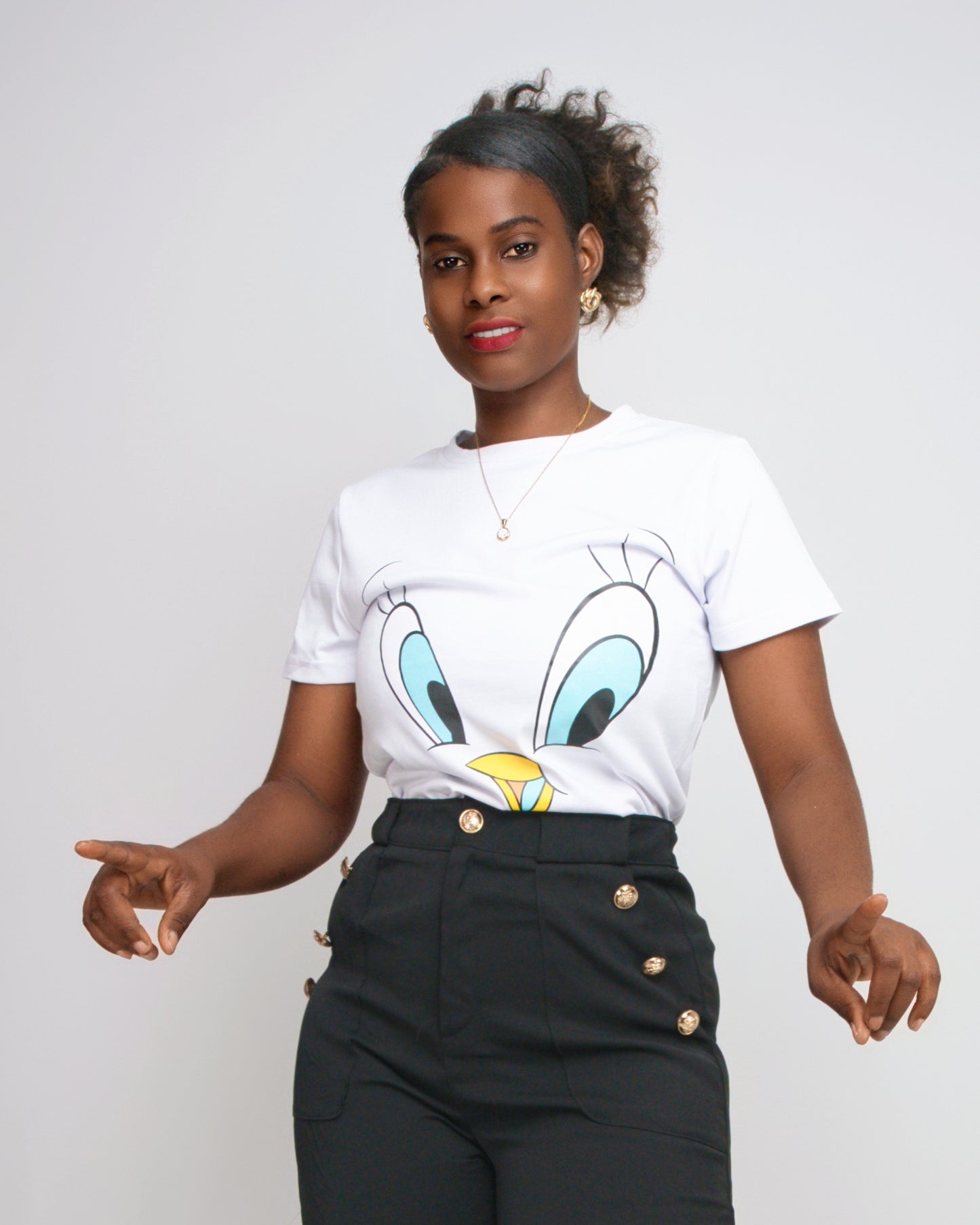 T-SHIRT FEMENINA COM  MODELO OLHOS DO PATINHO  (KK35053)