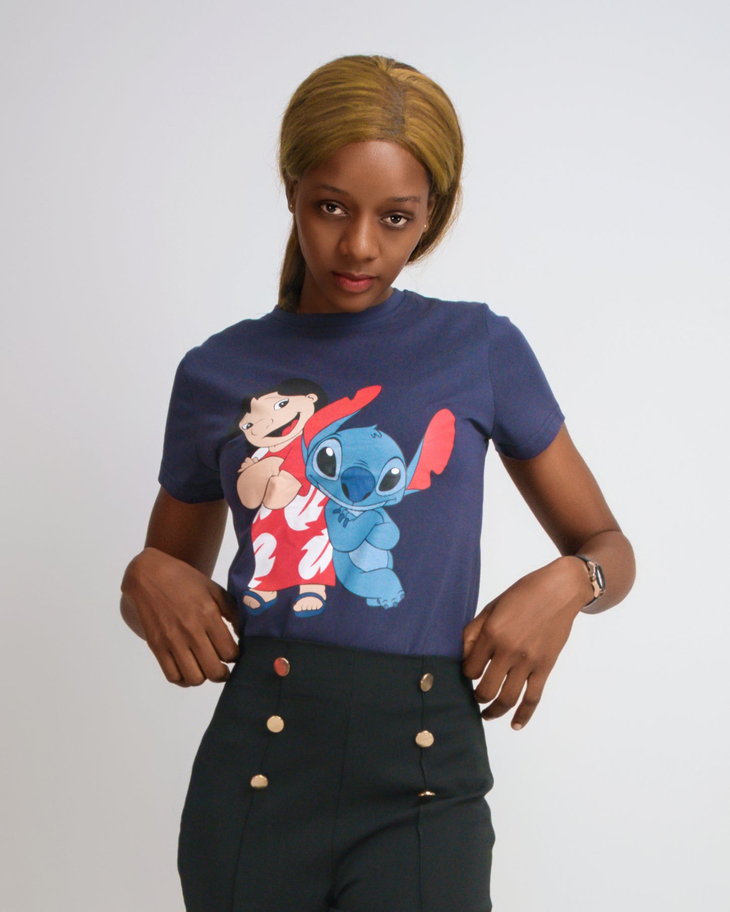 T-SHIRT FEMENINA COM MODELO  LILO E O STITCH   (KK35057)