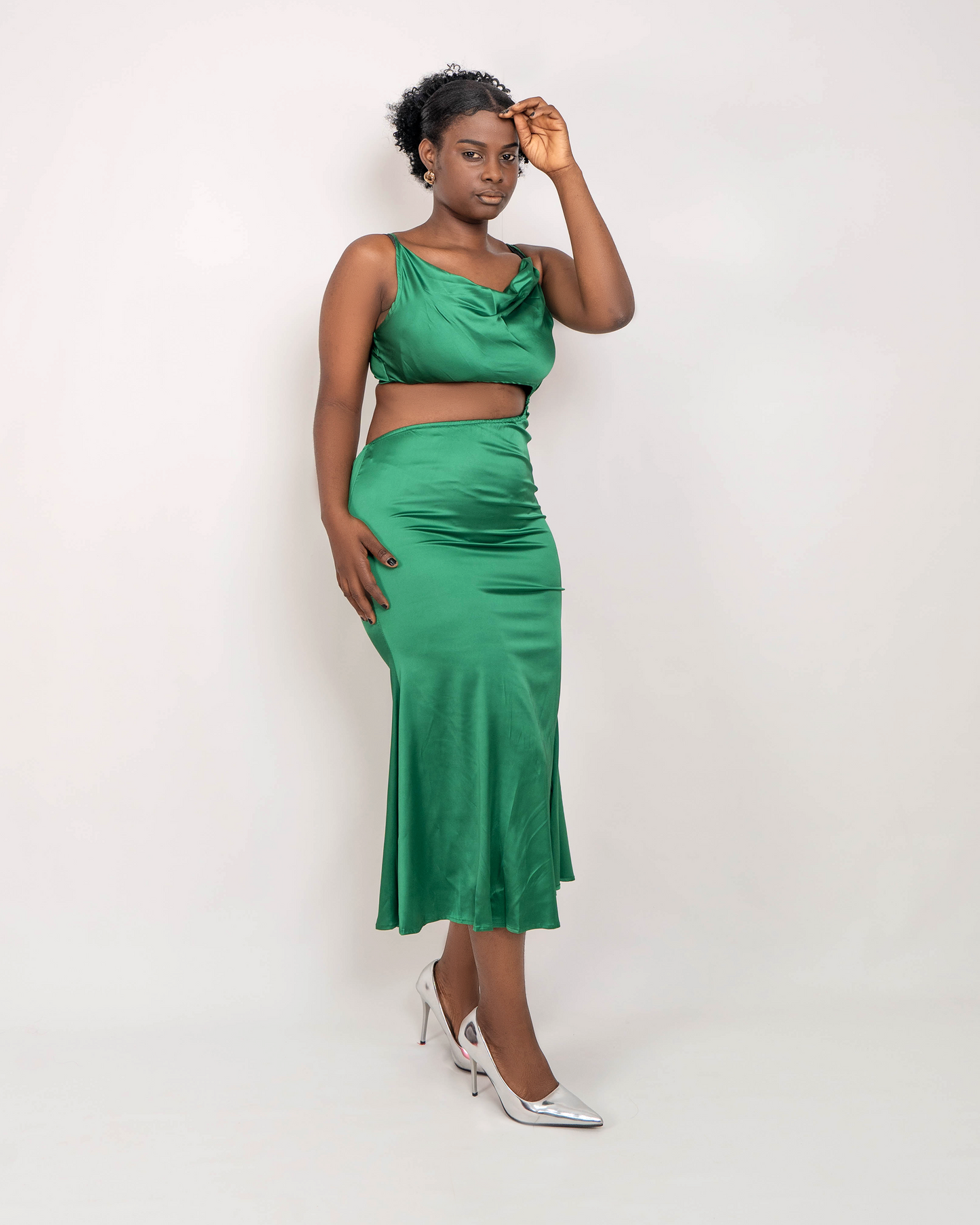 VESTIDO JUSTO COMPRIDO COM ABERTURA NA BARRIGA  (Q-18159B)